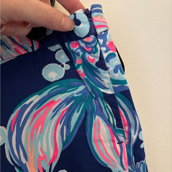Lilly Pulitzer shorts - Picture 4 of 6